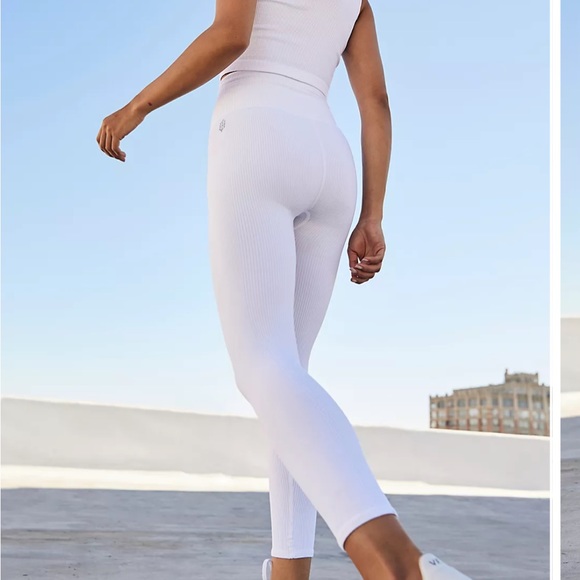 009 Free People Movement Set. Happiness Runs. Size XS/S - Picture 10 of 10